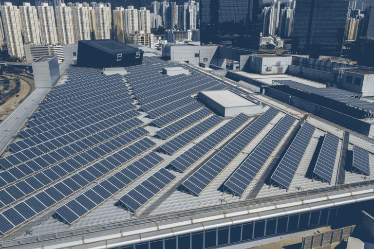 solar-panel-on-roof-top-building